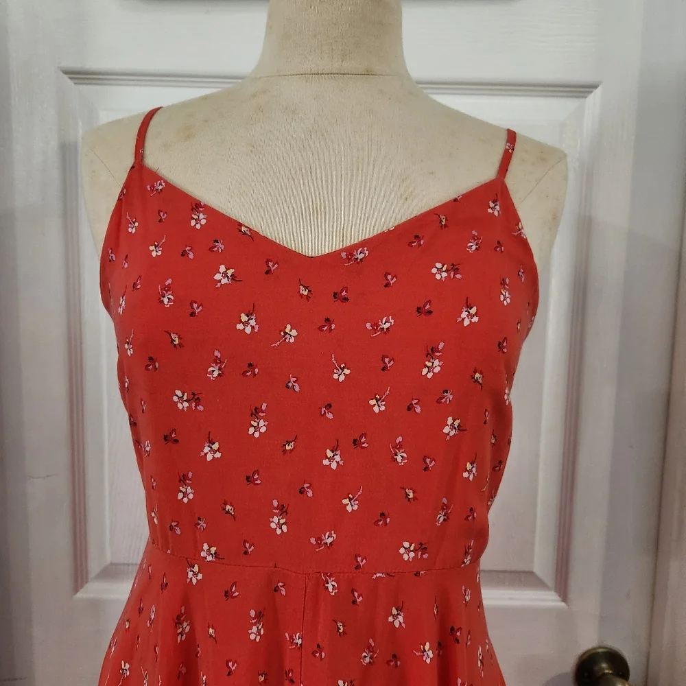 Red Floral Spaghetti Strap Sundress. Gap Medium - Picture 2 of 10